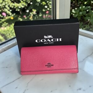 Coach Long Wallet In Pink Saffiano Leather W/ Card & ID Holder In Original Box